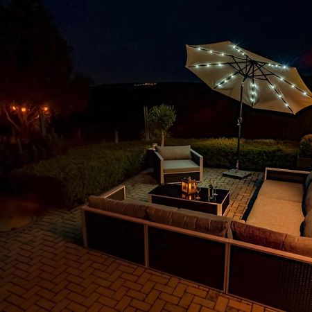 Ferienwohnung Fuchsbau Im Eg Des Ferienhauses Falkenhoehe Oberweißbach Exterior foto