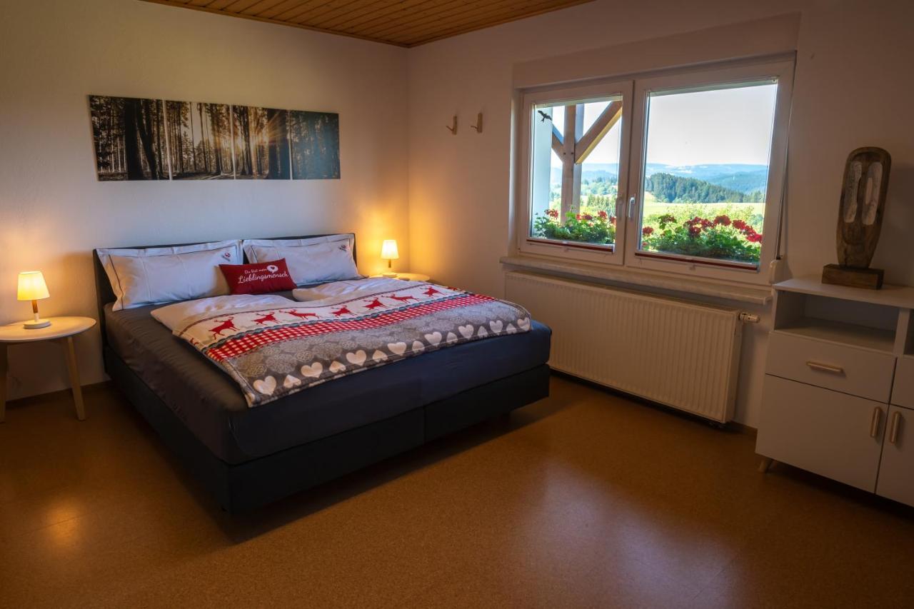 Ferienwohnung Fuchsbau Im Eg Des Ferienhauses Falkenhoehe Oberweißbach Exterior foto